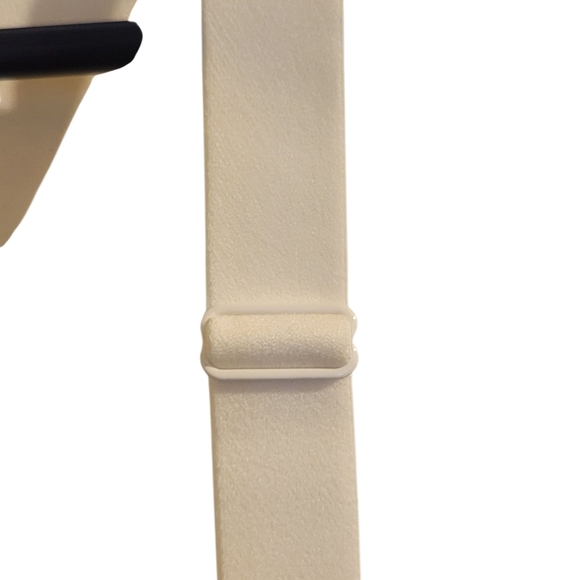 Old Navy Black and White Patterned Activewear Top Size 4X NWOT - Picture 6 of 6